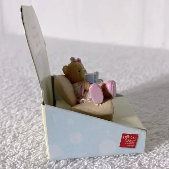 5/$35 Vintage Pamper Me Relaxing Reading Bear Figurine Collectible - Picture 8 of 9